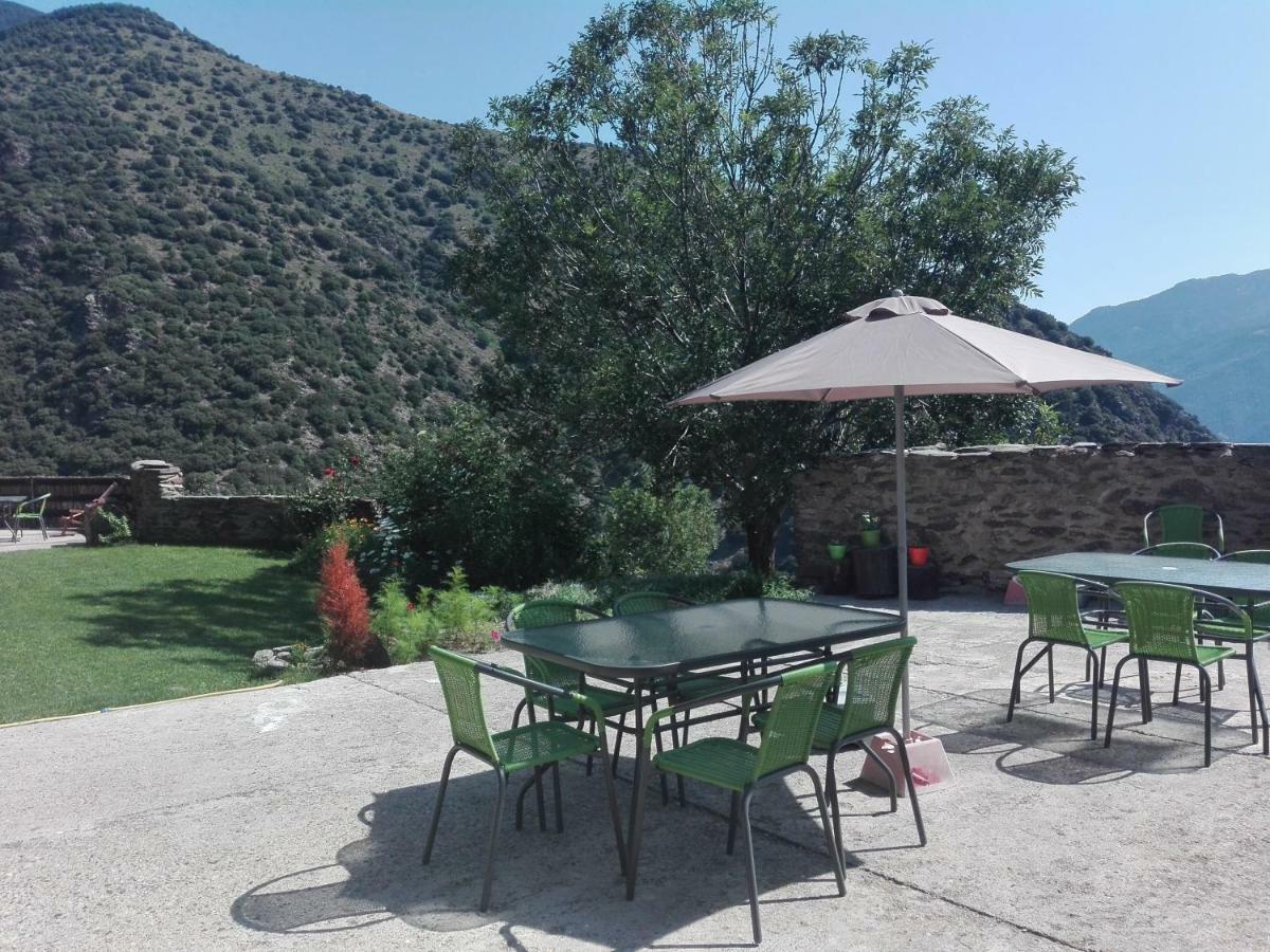 Refugi Casa Canelo Rodes Экстерьер фото