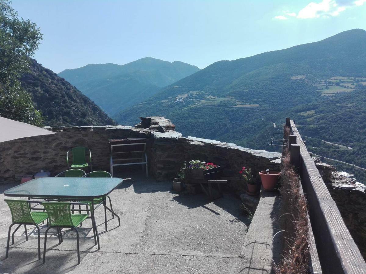 Refugi Casa Canelo Rodes Экстерьер фото